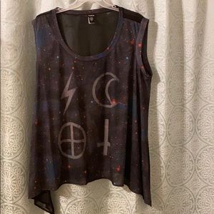 Tank top. Never worn. No tags.